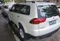 2010 Mitsubishi Montero MT White For Sale -2