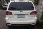 Ford Escape XLS 2010 AT White SUV For Sale -4