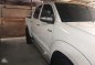 Toyota Hilux G 4x2 2014 White Pickup For Sale -2