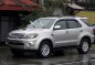 Toyota Fortuner.V 2007 4x4 AT Silver For Sale -0