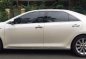 2013 Toyota Camry 2.5 V pearl white for sale-3