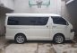 Toyota Hiace Super Grandia 2010 MT White For Sale -2