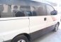 2005 Hyundai Starex Gold White Van For Sale -2