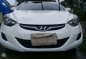 Hyundai Elantra Manual White Sedan For Sale -0