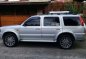 Well-maintained Ford Everest 2004 for sale-1