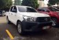 2016 Toyota Hilux 2.4L MT White Pickup For Sale -2