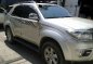 Toyota Fortuner automatic 4x2 2011 for sale -2