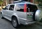 Well-maintained Ford Everest 2004 for sale-3