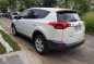 FOR SALE. Toyota Rav4 4x2 2014 A/T Pearl white.-3