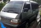 Toyota Hiace 2L super custom van-3