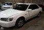 2001 Toyota Camry GXE AT White For Sale -2