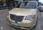 FOR SALE CHRYSLER Town and Country 2010 limited top of the line-2