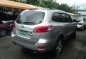 Good as new Hyundai Santa Fe 2009 for sale-3