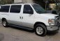 2010 Ford E150 XLT Premium AT White For Sale -4