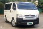 Toyota HiAce GL 2016 MT White Van For Sale -0