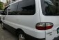 Hyundai Starex GRX 2005 MT White Van For Sale -2