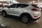 Hyundai Tucson 2017 2.0 CRDi GL 2WD AT Diesel for sale-3