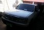 Nissan Frontier 2002 Manual White Pickup For Sale -4