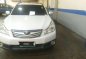 Subaru Outback 3.6 2011 AT White SUV For Sale -2