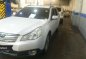 Subaru Outback 3.6 2011 AT White SUV For Sale -3