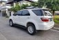 Almost brand new Toyota Fortuner Gasoline 2010 for sale-3