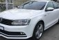Late 2016 Volkswagen Jetta automatic for sale-4