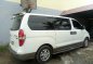 Good as new Hyundai Grand Starex 2009 for sale-2