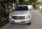 Well-maintained Ford Everest 2006 for sale-2