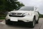 2011 HONDA CRV A-T . all power . top condition . super fresh . cdmp3-0