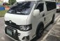 Toyota Hiace Commuter - 2013 manual diesel for sale-2