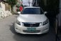 Honda Accord 2010 Pearl white rush sale-0