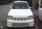 For sale white Nissan Cube 2000-1