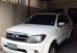 For sale 2004 White Toyota Fortuner 2.7G 4x2 A/T.-3