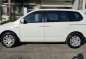 For sale Kia Carnival EX 2009 model automatic-0