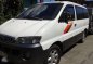 For sale Hyundai Starex gold 2000-4