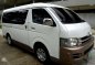 2011 Toyota Hi-ace Grandia GL private for sale-3