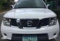 Nisaan Navara LE PICK UP 2009 White For Sale -5