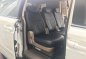 Well-maintained Kia Carnival 2010 for sale-8