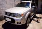 Ford Everest 4x2 automatic color silver 2013-2