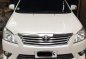 For sale Toyota Innova 2.5G DSL AT 2012 Pearl White-2