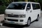 For sale 2006 TOYOTA HIACE MANUAL/DIESEL-2