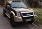 Isuzu Dmax 3.0 4x4 Manual Diesel 2012 Model for sale-1