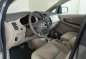 Toyota Innova G 2005 AT Gray For Sale -4