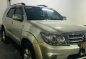 2009 Toyota Fortuner AT Silver Very Fresh For Sale -1