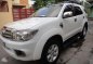 Toyota Fortuner G 2010 Diesel MT LCD monitor Loaded chrome very fresh for sale-0
