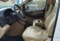 Hyundai Grand Starex vgt gold 2010 for sale-5