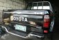 FOR SALE TOYOTA Hilux sr5 pick up 4x4 2002-1