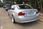 Well-maintained BMW 320i AT 2008 for sale-3