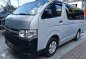 2011 TOYOTA Hiace Commuter FOR SALE -0