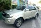 Toyota Fortuner V 2005 3.0D4D 4x4 top of the line FOR SALE-3